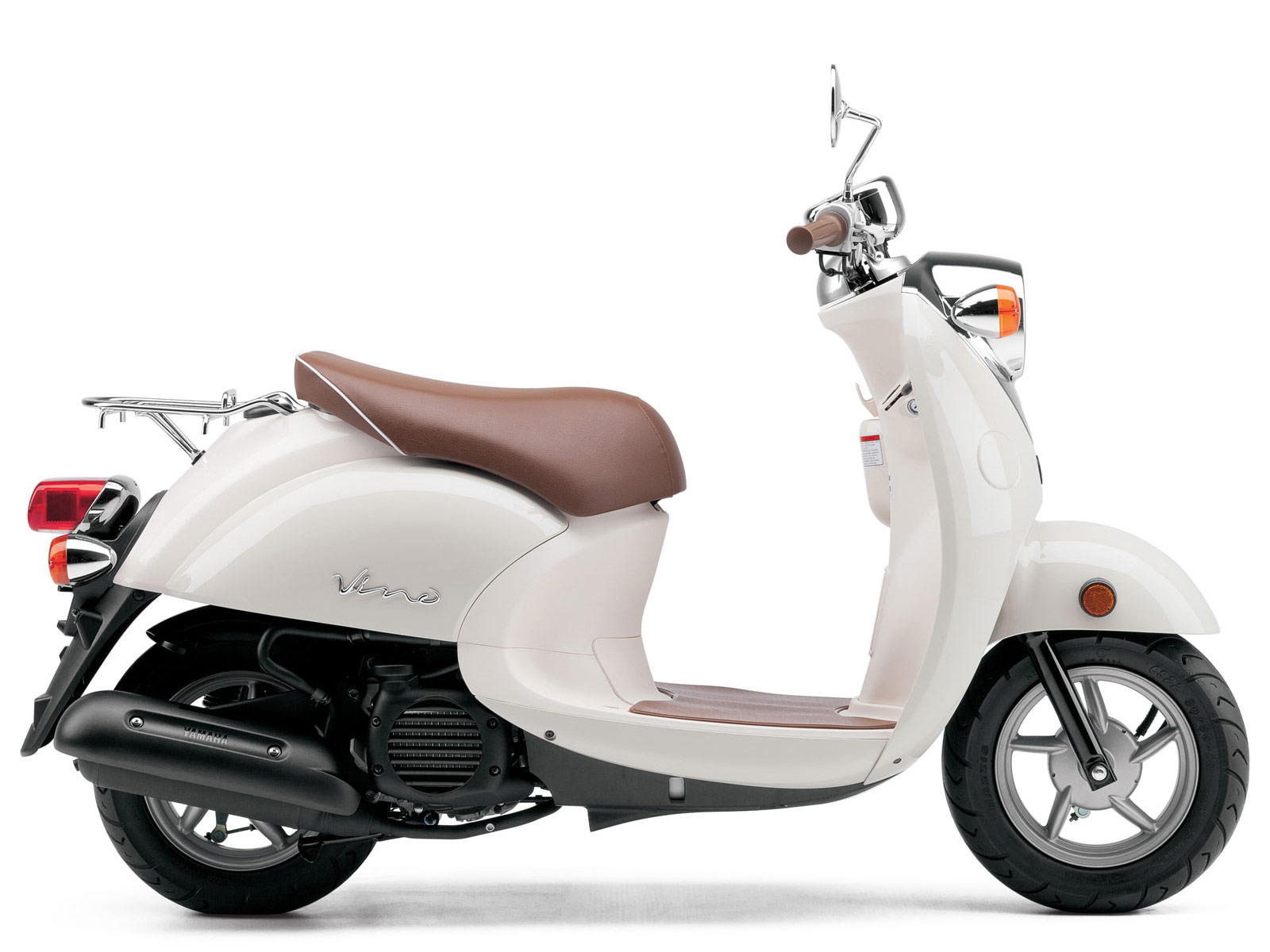 2013-Yamaha-Vino-Classic-SCOOTER-PICTURES-2.jpg